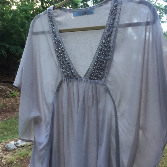 Karlie Top sheer silver bead trim. Size M - Picture 4 of 5